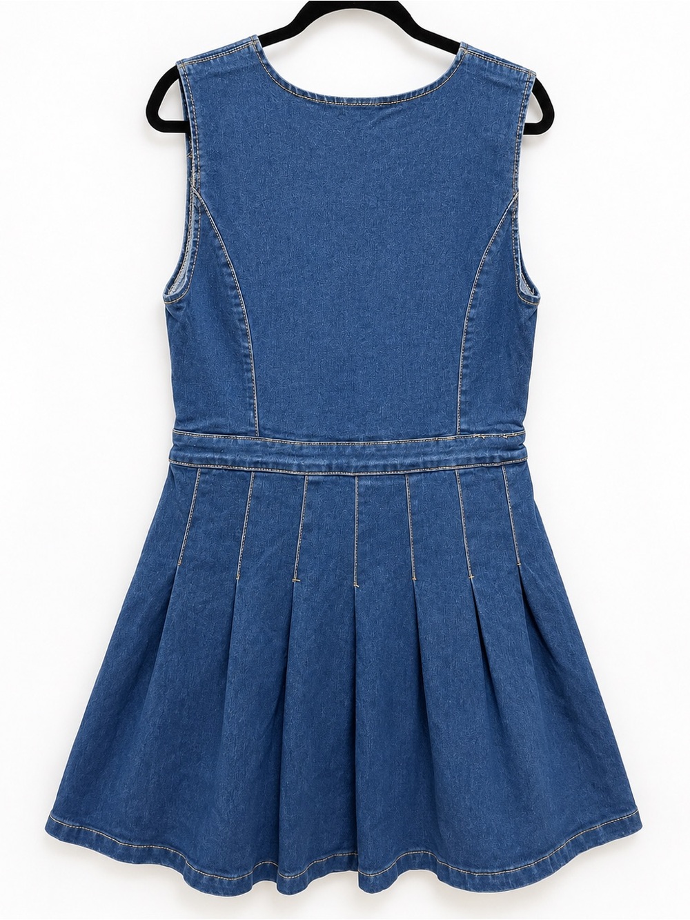 Sleeveless Blue Denim Pleated Casual Dress